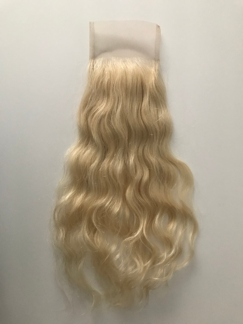 5"x5" Pure Blonde Raw Indian Wavy Lace Closure image 3